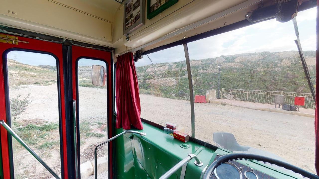 Gozo Bus Glamping Apartment Xaghra